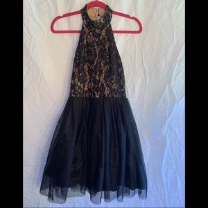 Black & Nude, laced, dress